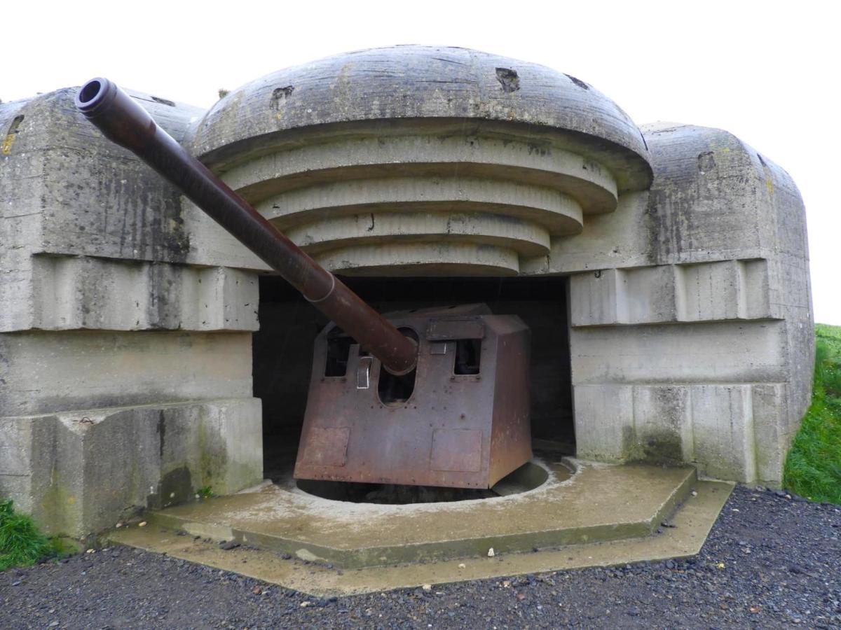 Maison renovee en pierres avec jardin près Omaha beach&Bayeux à 5mn de Port en Bessin Commes Exterior foto