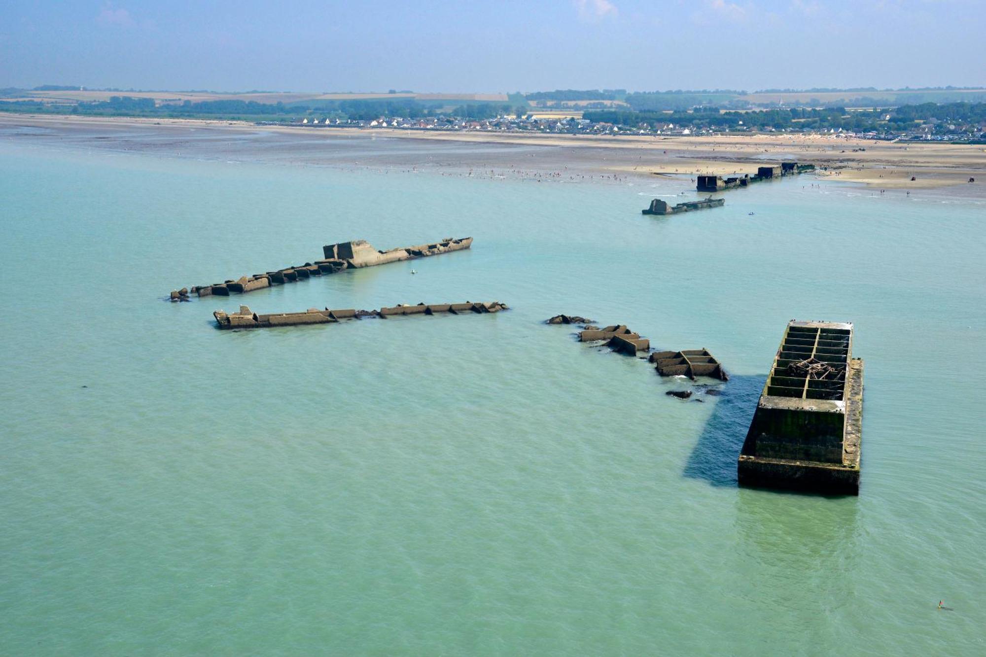 Maison renovee en pierres avec jardin près Omaha beach&Bayeux à 5mn de Port en Bessin Commes Exterior foto
